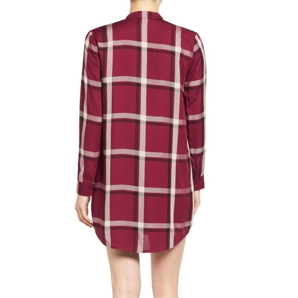 'Vevina' Plaid Shirtdress - Picture 2 of 3